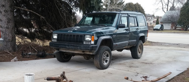 Illustration for article titled One Week Until Moab And The $600 XJ Is Slowly Coming Along